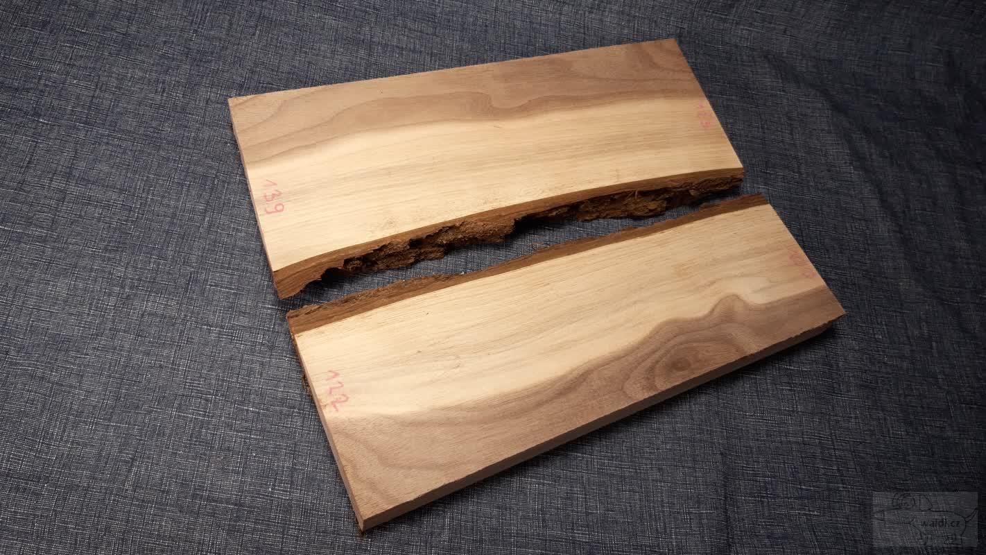 set ořech E4 - 32 x 25 cm