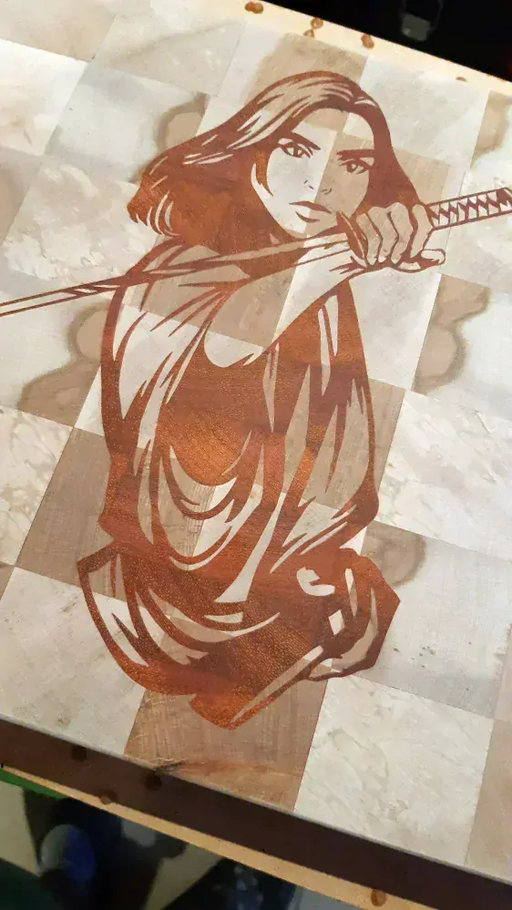 Prkénko samurajka - příčně skládané (inlaid end grain) javor a padouk 40x27x4 cm