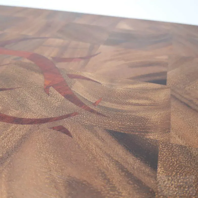 Prkénko jelen- příčně skládané (inlaid end grain) saman a padouk 40x25x4 cm