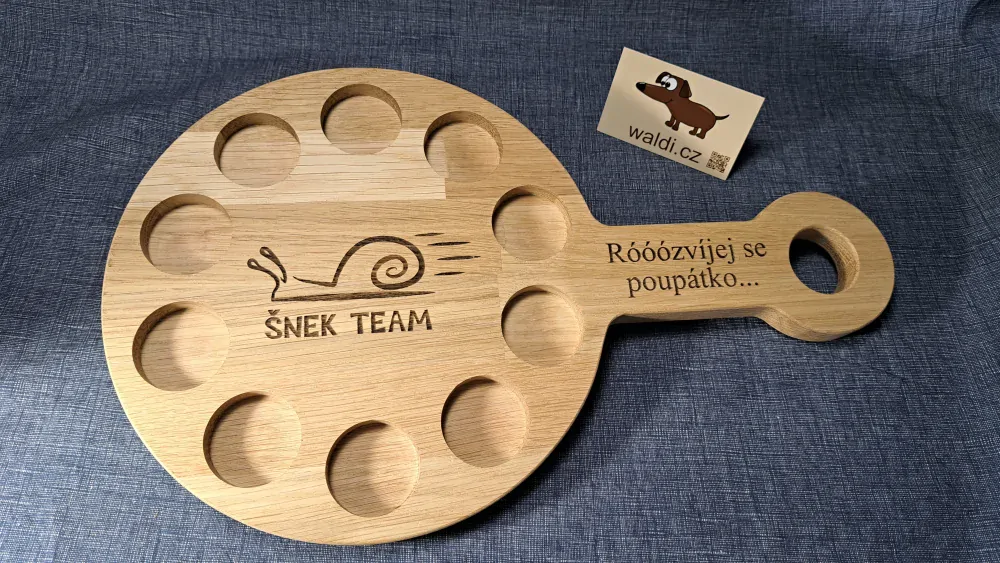 Štamprlovník / podnos na panáky